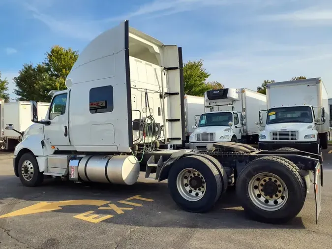 2019 NAVISTAR INTERNATIONAL LT625 SLPR CAB