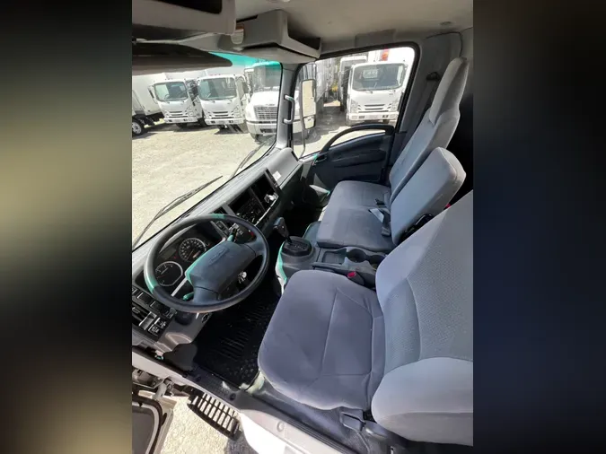 2020 ISUZU NPR