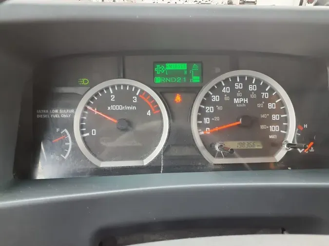 2018 ISUZU NPR HD