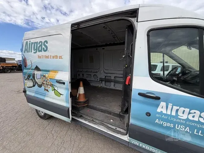 2015 FORD TRANSIT886c067107df130b11ad268e37cae4a4