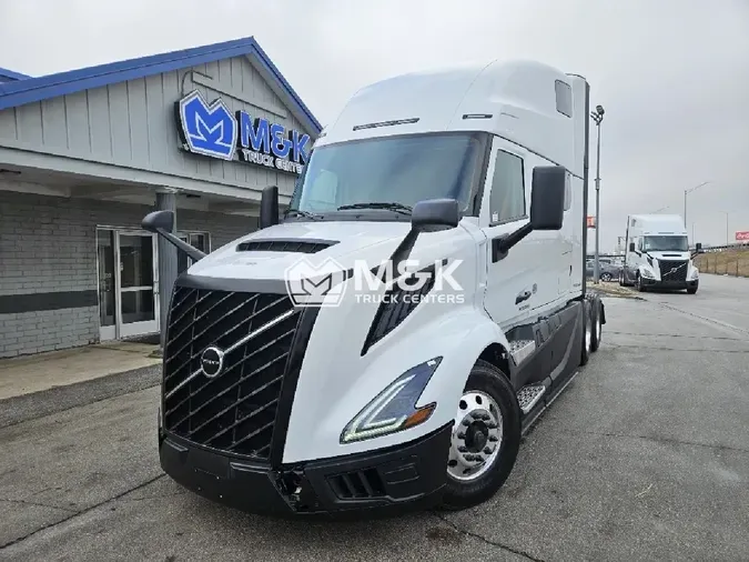 2025 VOLVO VNL64T860886cf55fa6307e0bb1a2c1f0036815c0