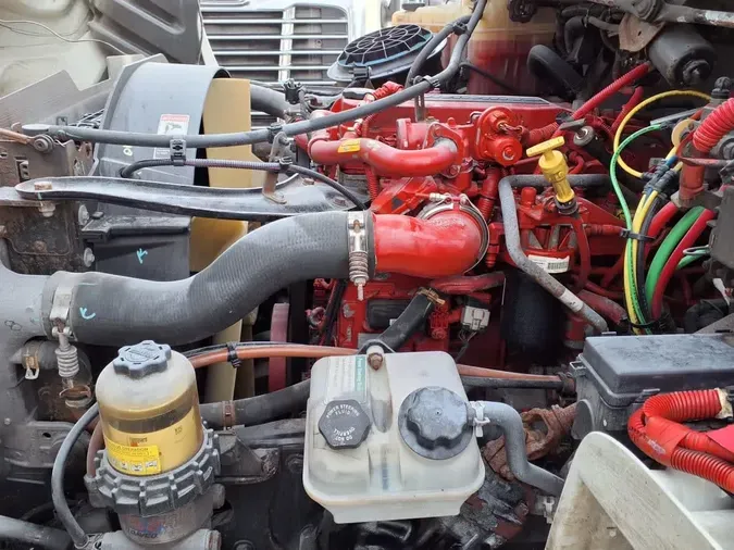 2019 FREIGHTLINER/MERCEDES M2 106