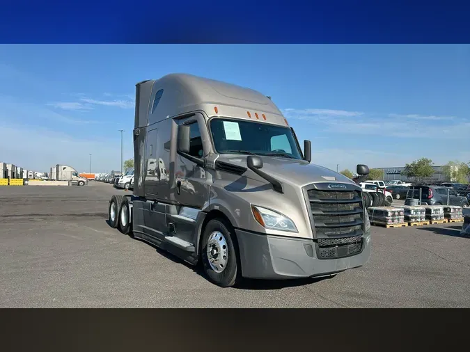 2025 Freightliner Cascadia 126886f454a91d4cf9da685a2314f2cc6d0