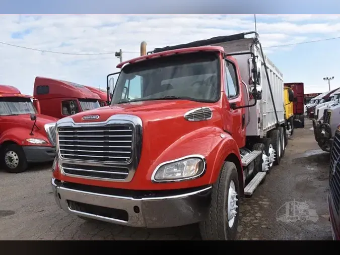 2013 FREIGHTLINER BUSINESS CLASS M2 112