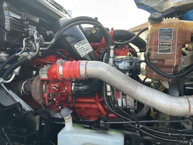 2020 International LT625