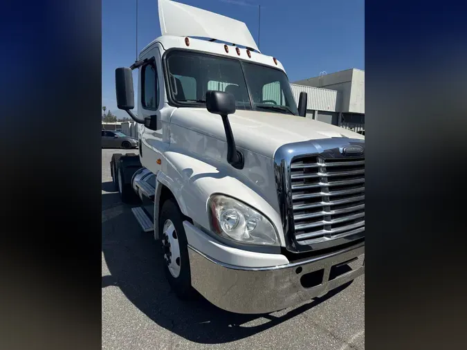 2017 FREIGHTLINER/MERCEDES CASCADIA 1258876064254f9685cabd633d5e3cbd2e4