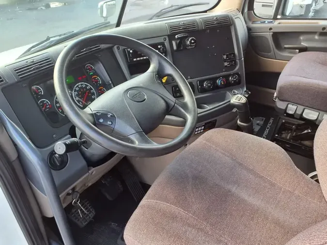 2020 FREIGHTLINER/MERCEDES CASCADIA 125