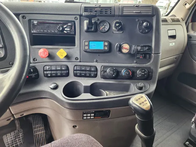 2019 FREIGHTLINER/MERCEDES CASCADIA 125