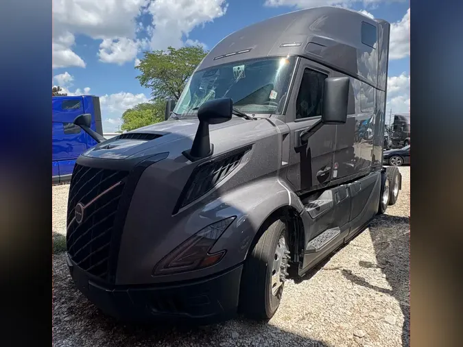 2026 VOLVO TRUCK VNL64TV04