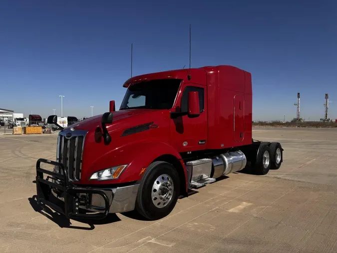 2022 Peterbilt 579