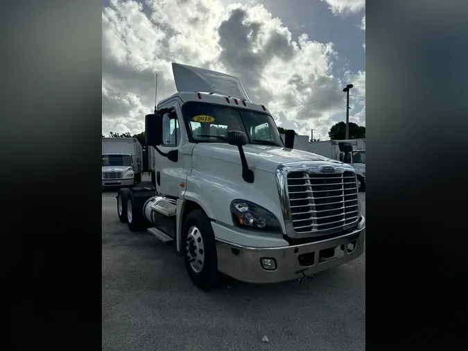 2018 FREIGHTLINER/MERCEDES CASCADIA 125