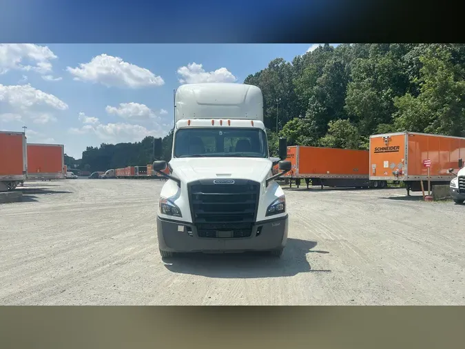 2020 Freightliner Cascadia 126887f851732288a002159fd17938b7892