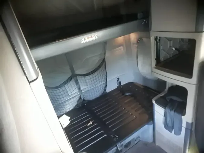 2018 FREIGHTLINER/MERCEDES CASCADIA 12588841efcfe0bea345c172c7963af9632