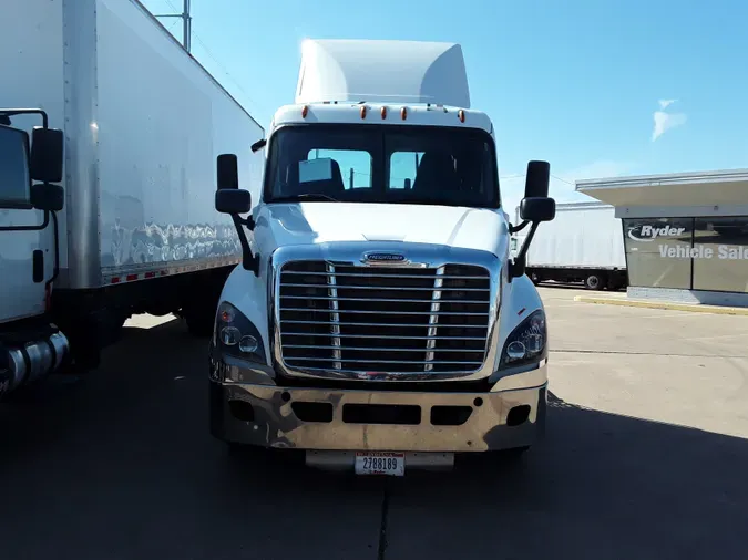 2016 FREIGHTLINER/MERCEDES CASCADIA 125