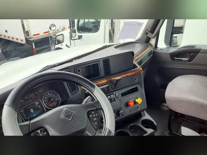 2019 NAVISTAR INTERNATIONAL LT625 DAYCAB T/A