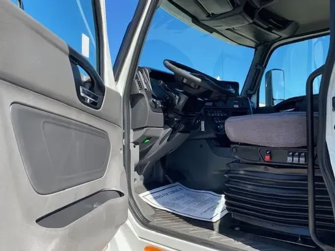 2019 International LT625