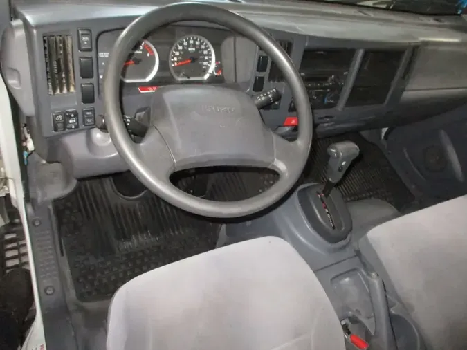 2019 ISUZU NPR888cc2f33d1df458c09846ffe7c3e38d