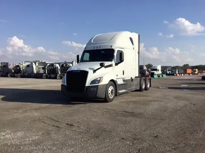 2020 Freightliner Cascadia