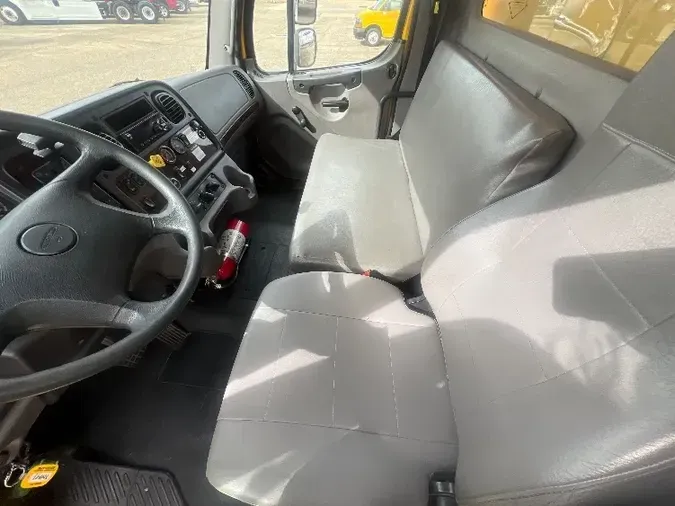 2019 Freightliner M2