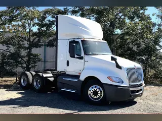 2021 INT LT625 6x4