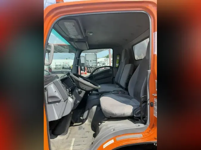 2020 ISUZU NQR