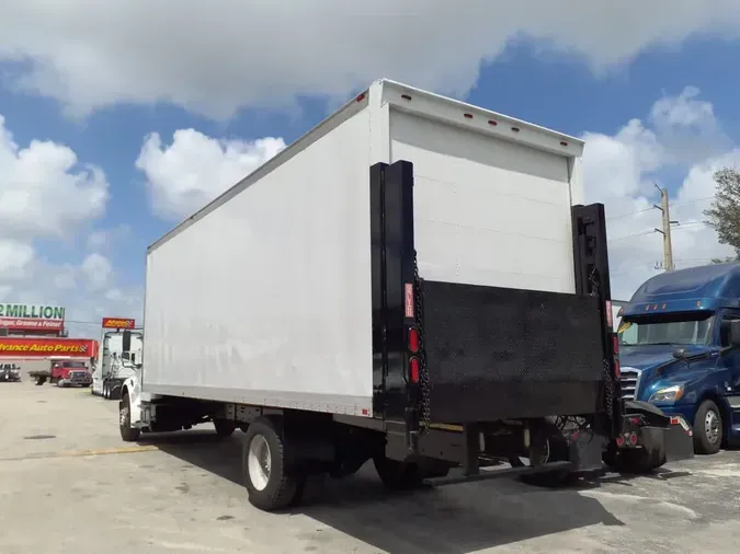 2014 FREIGHTLINER/MERCEDES M2 106