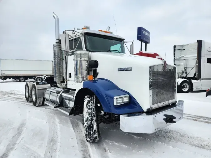 2016 KENWORTH T800