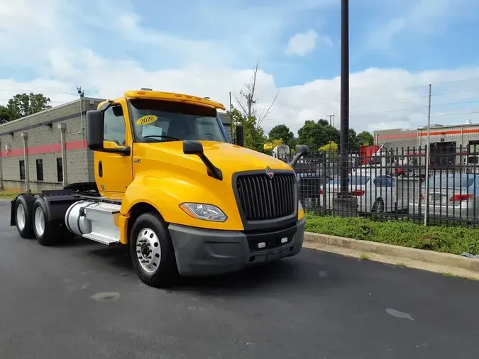 2020 NAVISTAR INTERNATIONAL LT625 DAYCAB T/A889857a3ec4c48d6e0b786032a3f9c35