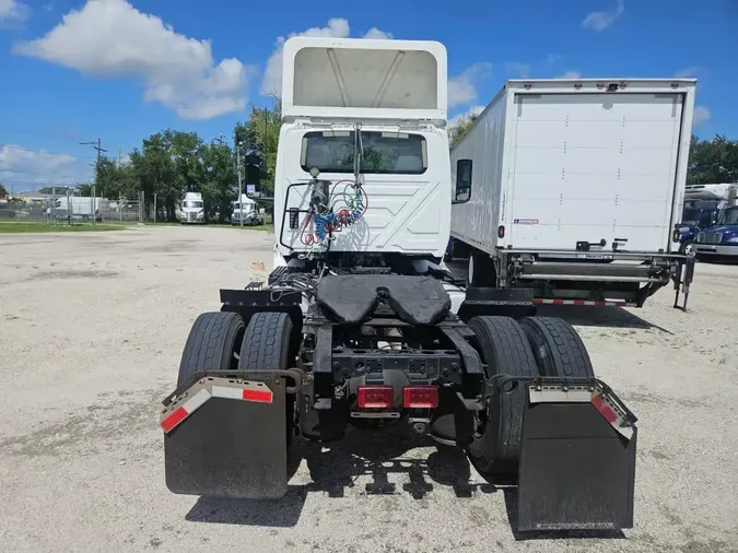 2018 NAVISTAR INTERNATIONAL RH613 DAYCAB S/A