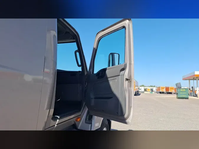 2022 International LT889c58ab014dd8a2fa7e5f553e2afa43
