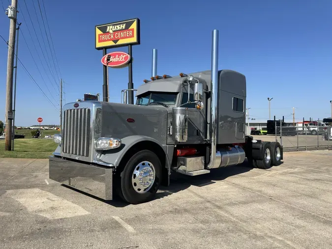 2023 Peterbilt 389