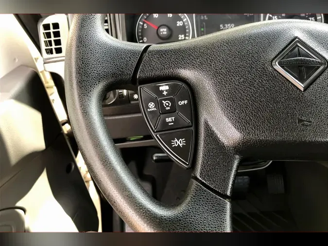 2021 INT LT625 6x4