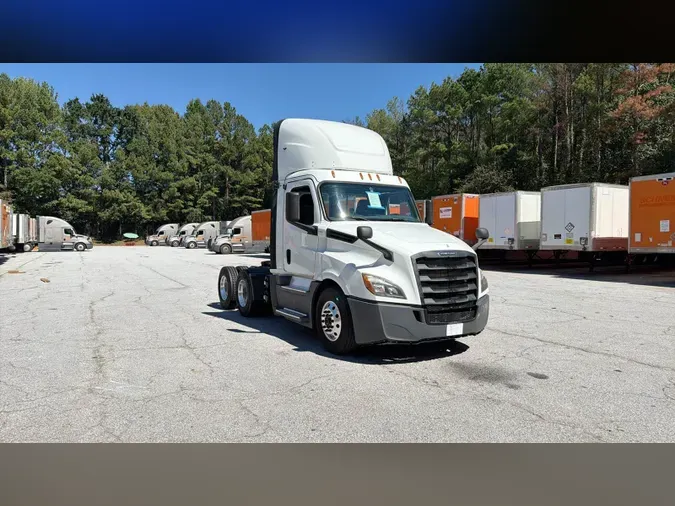 2020 Freightliner Cascadia 12688a270d94cb9109964aca2b2960fa7ef