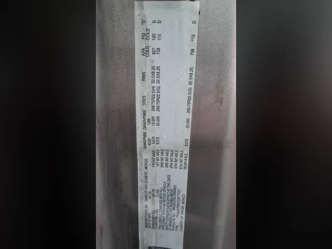 2020 Freightliner Cascadia 126