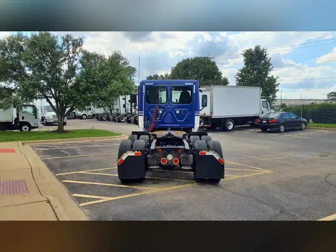 2020 FREIGHTLINER/MERCEDES CASCADIA 125