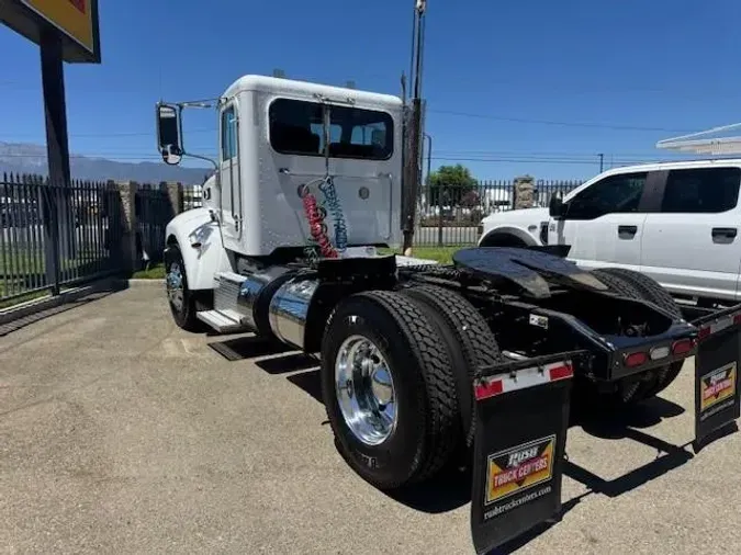 2019 Peterbilt 337