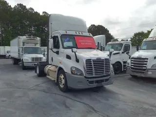 2019 FREIGHTLINER CASCADIA 113