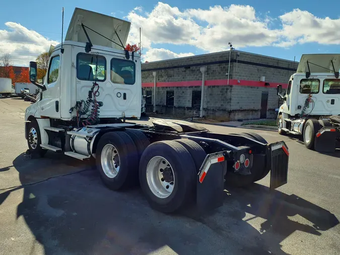 2020 FREIGHTLINER/MERCEDES NEW CASCADIA PX12664