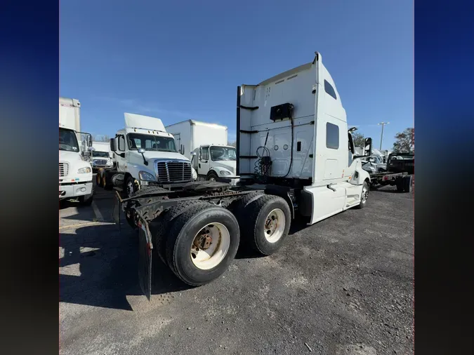 2019 NAVISTAR INTERNATIONAL LT625 SLPR CAB