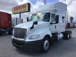 2020 INTERNATIONAL LT