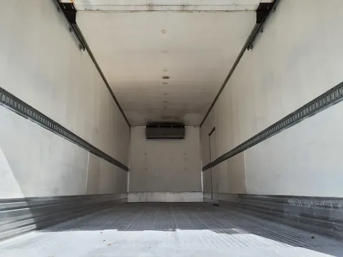 2019 FREIGHTLINER/MERCEDES M2 106