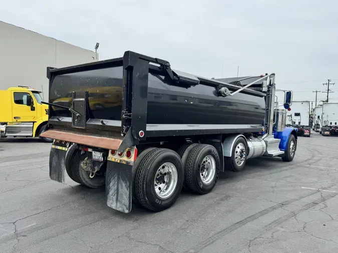 2018 Peterbilt 389