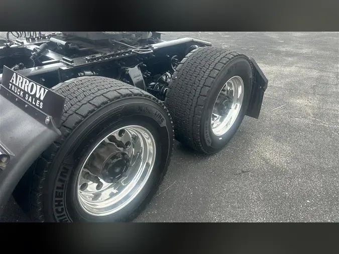 2020 FREIGHTLINER CASCADIA