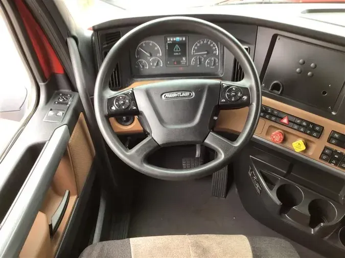 2021 FREIGHTLINER CASCADIA