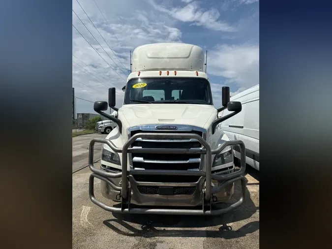 2019 FREIGHTLINER/MERCEDES NEW CASCADIA 116