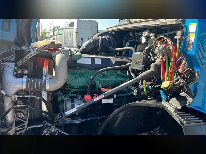 2019 VOLVO VNL86088c61cc484550d4c21db89ccb1c03a0a