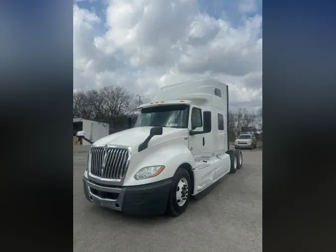 2020 NAVISTAR INTERNATIONAL LT625 SLPR CAB