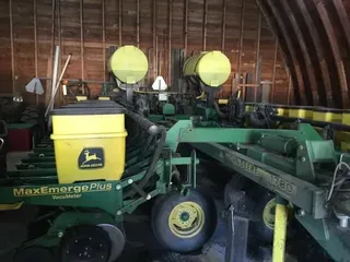 2001 John Deere 1780