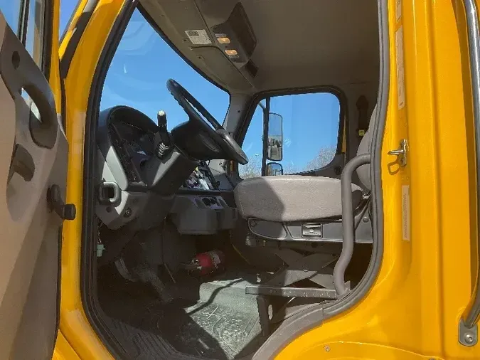 2019 Freightliner M2