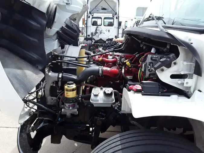 2018 FREIGHTLINER M2 106